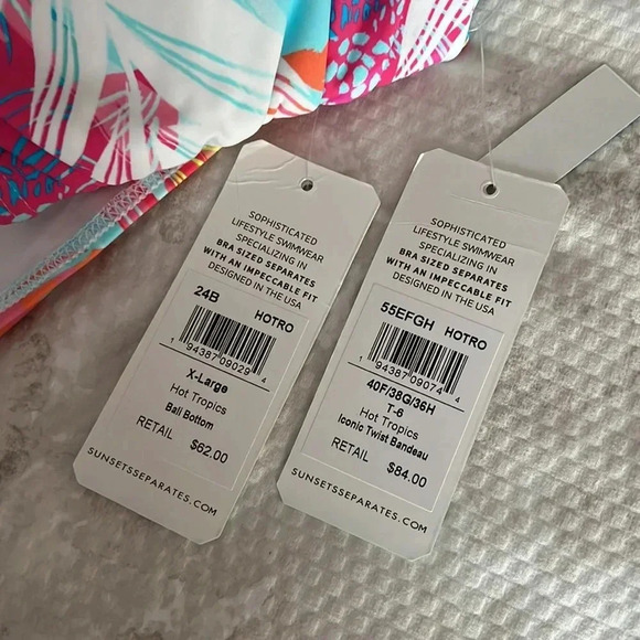 Sunsets Iconic Twist Underwire Bandeau Bikini Top (E-H Cup) & XL Bikini Bottom - Picture 12 of 12